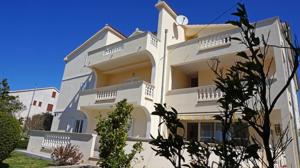 Sukošan Apartments Sandra מראה חיצוני תמונה